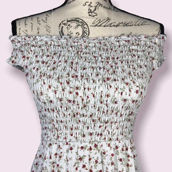 Forever 21, Off the Shoulder Floral Mini Dress with Rouched Top - Picture 5 of 15